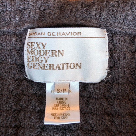 Urban Behavior Sweater Cardigan - Grey - Picture 3 of 4